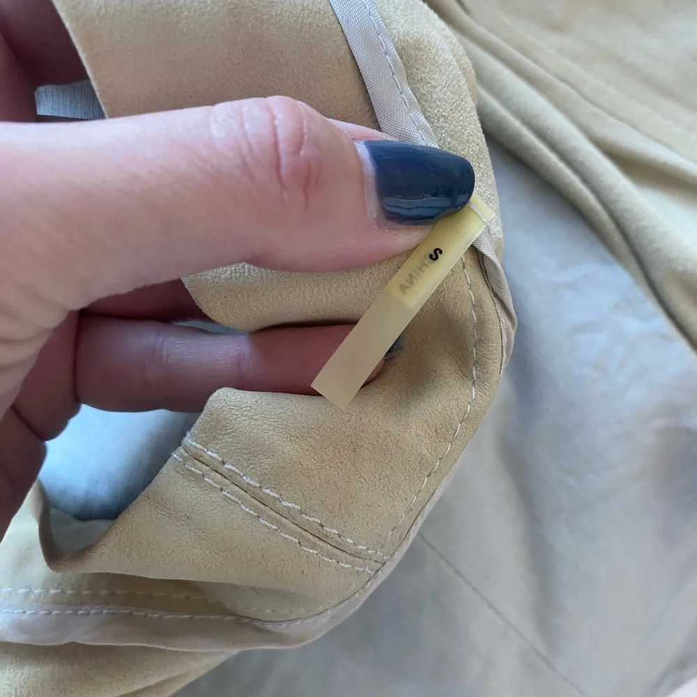 Veda cream leather vest - Picture 5 of 6